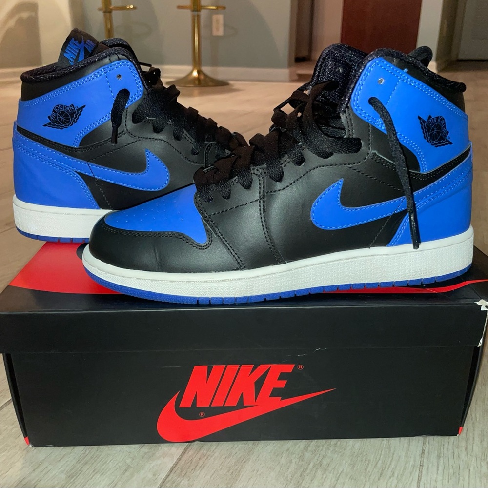 Nike Air Jordan Retro 1 High OG Royal Blue 2013 575441-080 Size 7Y Rare Classic